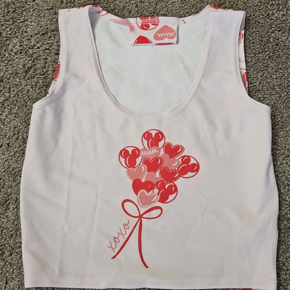 NWOT Mickey & Minnie Love Crop Top Small